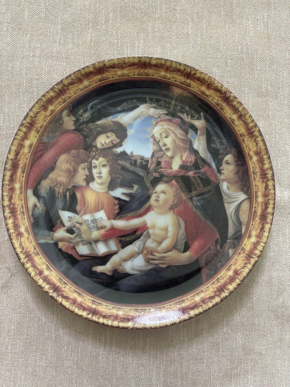 Colezione Madonnas - La Educazione
